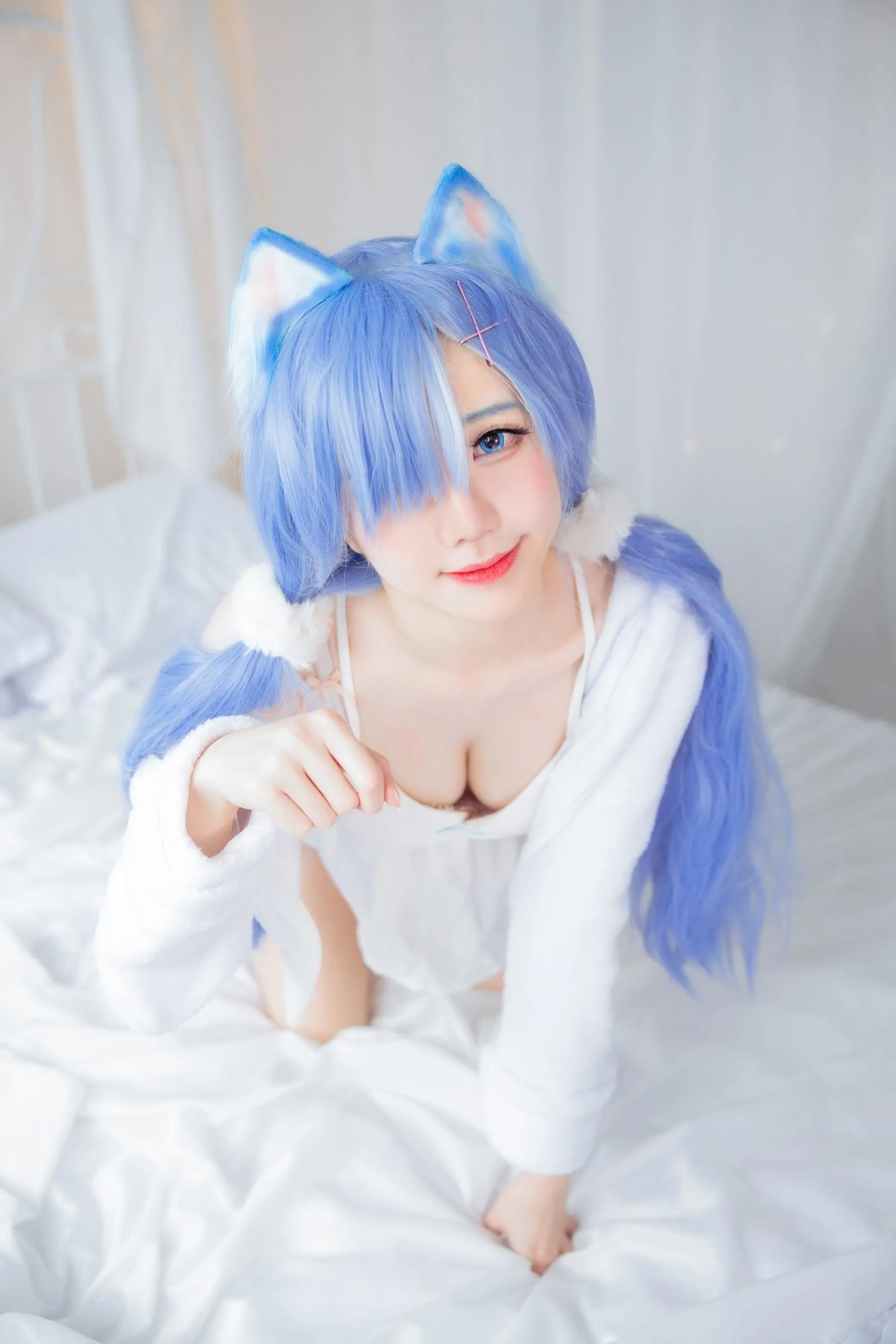 Sally Dorasnow – NO.22 Rem White Kitty [50P]插图1